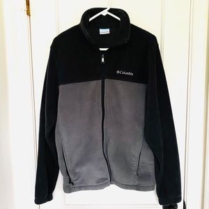 Columbia fleece jacket. Men’s M.